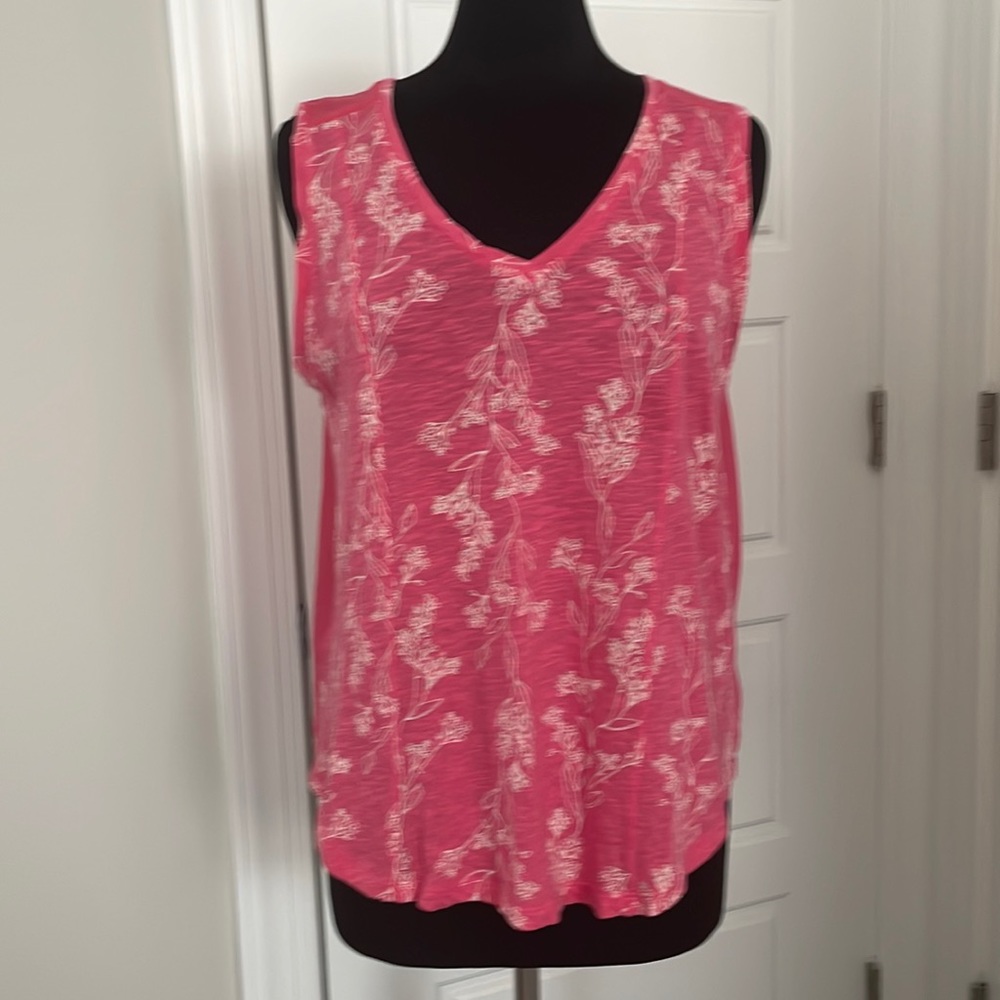 Comfy sleeveless top